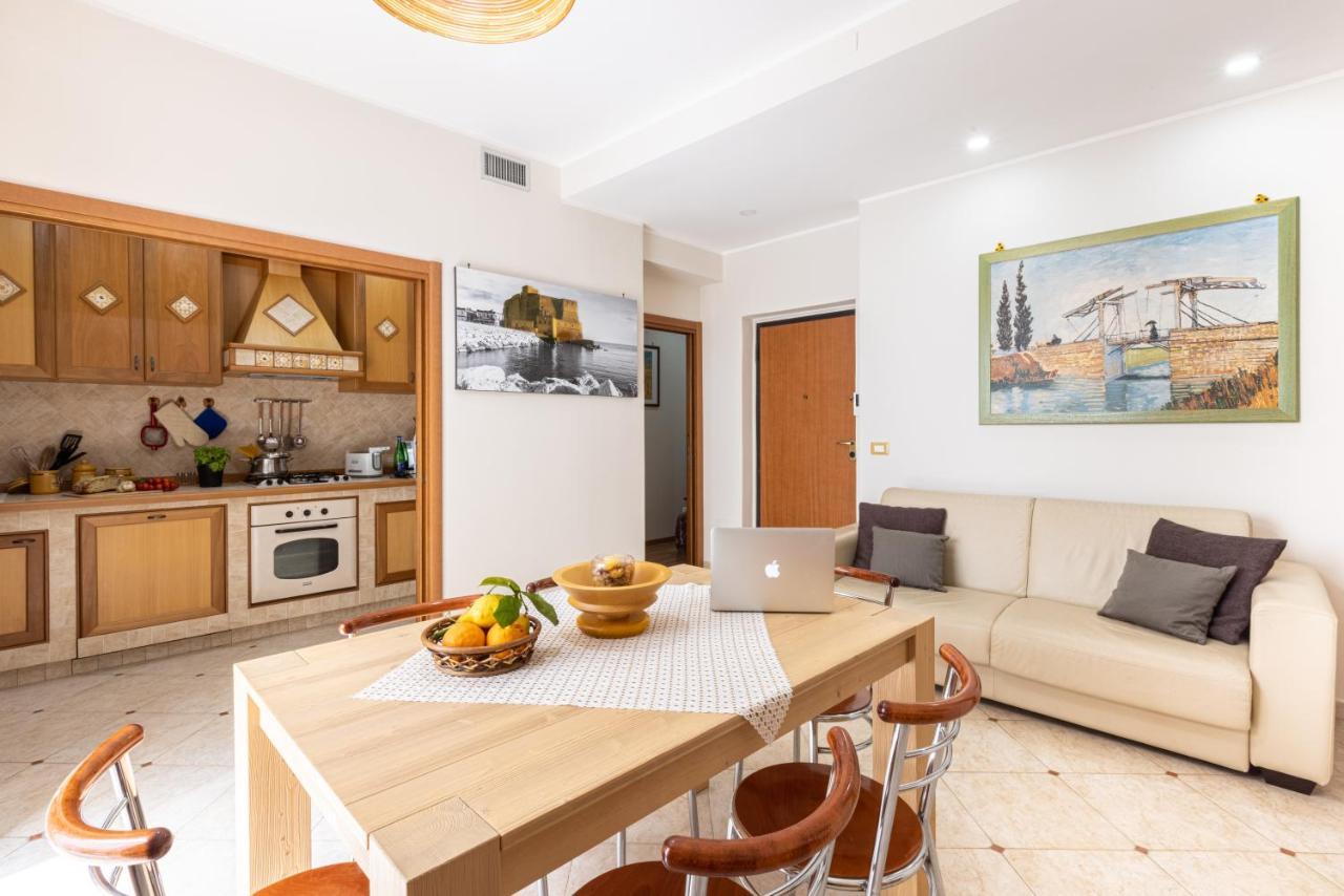 Sorrentovibes - Spacious 3 Bedrooms Apartment In Sorrento Oldtown Luaran gambar