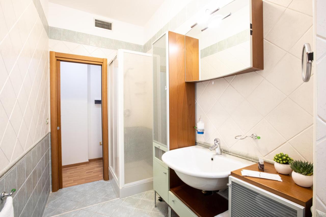 Sorrentovibes - Spacious 3 Bedrooms Apartment In Sorrento Oldtown Luaran gambar