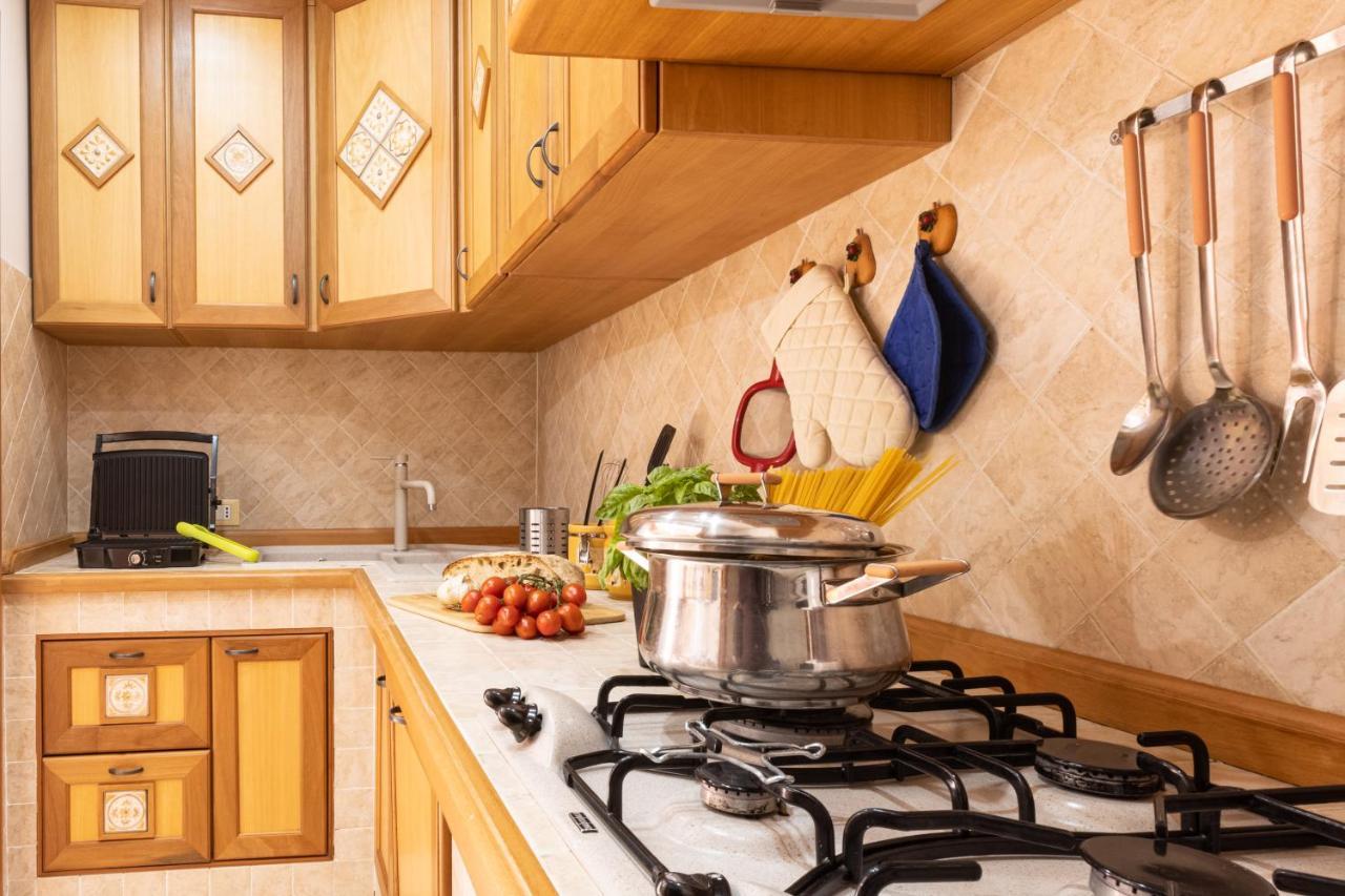 Sorrentovibes - Spacious 3 Bedrooms Apartment In Sorrento Oldtown Luaran gambar