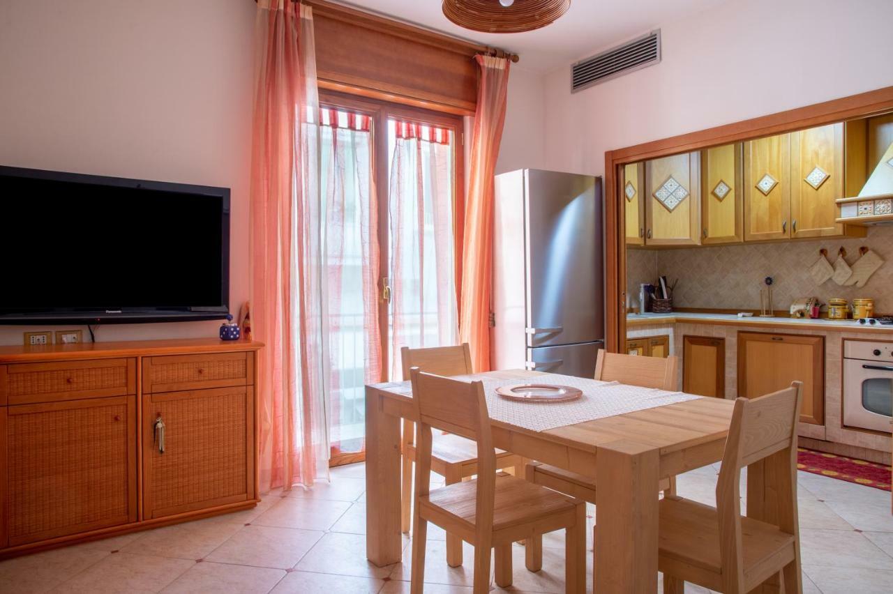 Sorrentovibes - Spacious 3 Bedrooms Apartment In Sorrento Oldtown Luaran gambar